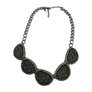 NY Faux Silver Grey Stone Crystal Glitter Sparkle Necklace With 5 Stones